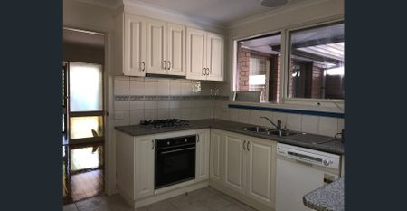 Family-Friendly Living with Space, Style & Location! - Photo 4