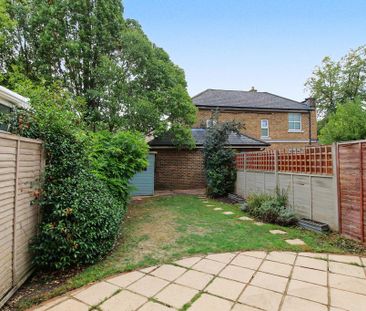 4 bedroom terraced house to rent - Photo 3