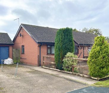 2 bedroom semi-detached bungalow to rent - Photo 6