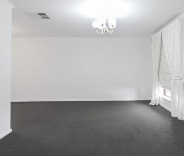 Large Family Home with Stunning Views - Photo 1