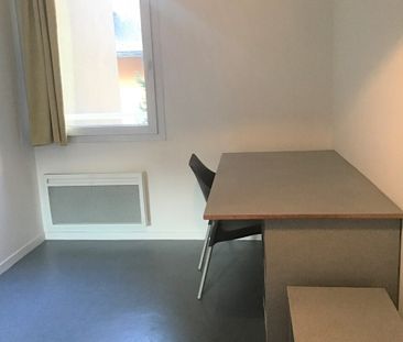 Location Appartement 1 pièce 21m² CHAMBERY 73000 - Photo 1