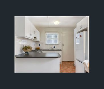 Private Oasis in Great Position - Photo 5