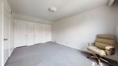 For Lease - 174 Caribou Road Unit# Main, Toronto, Ontario - Photo 2