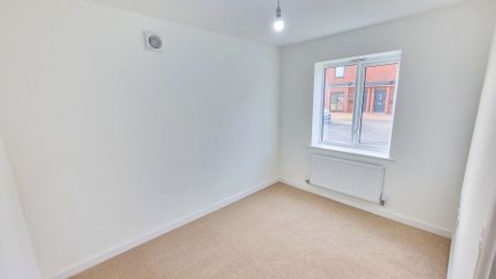 Darling Lane, Leicester, LE4 - Photo 2