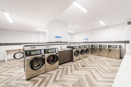 Tower West - Photo 2