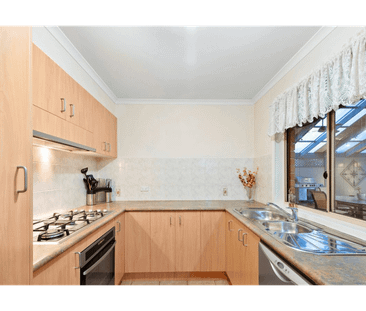 7 Nitaya Street, Hoppers Crossing, Vic 3029 - Photo 2