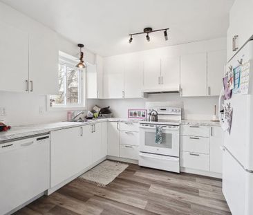 GRAND 6 ½ — Saint-Eustache | 4 chambres | Disponible 1er juin - Photo 4