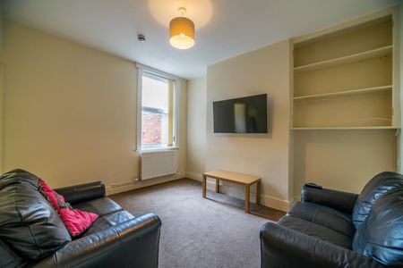 39 Siward Street - Photo 3