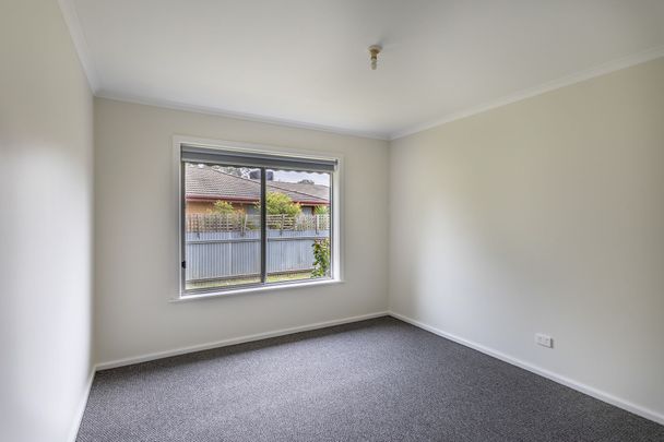 Comfortable Three Bedroom Unit - Photo 1