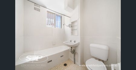 Walk to station! - Photo 5