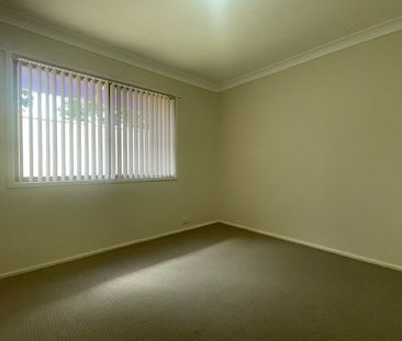 Well-Presented Granny-Flat - Photo 4