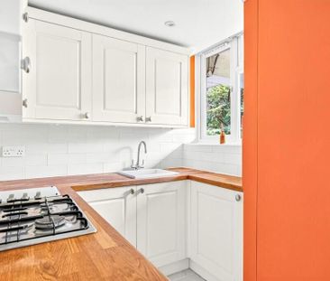 Studio Flat, Walpole Close, W13 - Photo 6