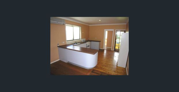 Affordable family home. - Photo 1