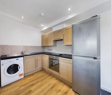 2 bedroom flat to rent - Photo 4