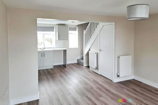 Wood Cottages - Photo 1