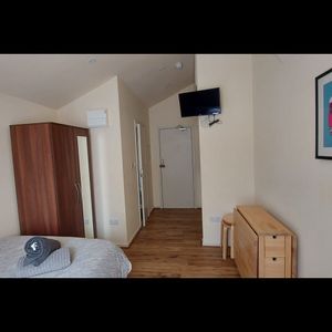 Studio Flat, Willesden Green, NW10 - Photo 2