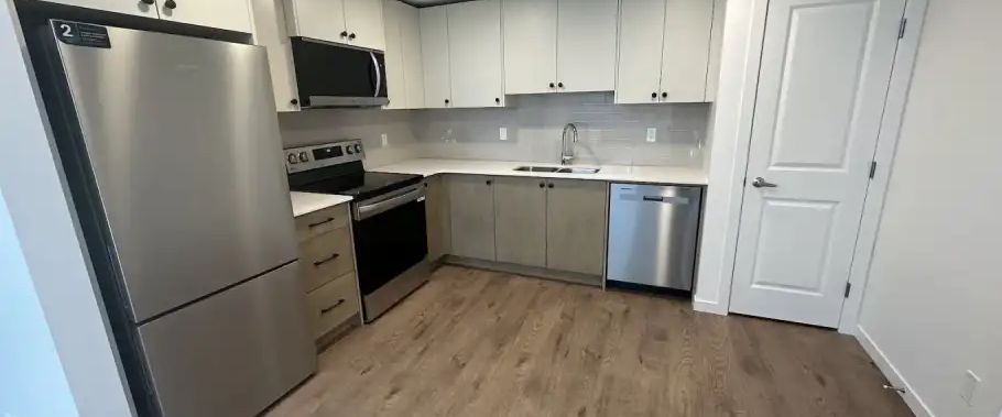 Brand New Legal 1 Bedroom + Den Basement Suite – Alpine Park SW Calgary | Calgary - Photo 1