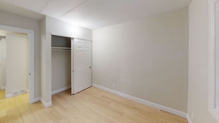 348 Zephyr Avenue, Ottawa, ON - Photo 2
