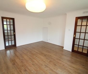 Fisher Drive, Paisley - Photo 3