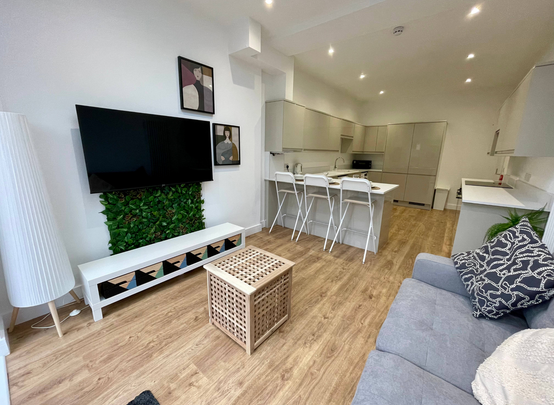 2 bedroom terraced house to rent - Photo 1