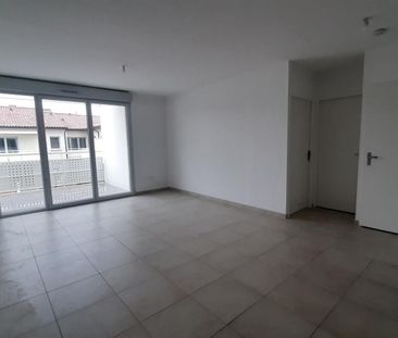 location Appartement T3 DE 56.95m² À MONDONVILLE - Photo 1