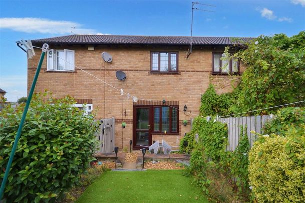 2 bedroom terraced house to rent - Photo 1