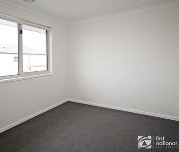 Brand-New Double-Storey Home in a Prime Location - Photo 3