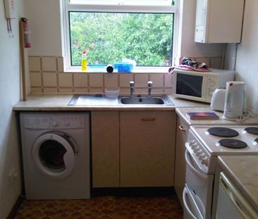 1 Bed Flat, Bates Street, S10 - Photo 3