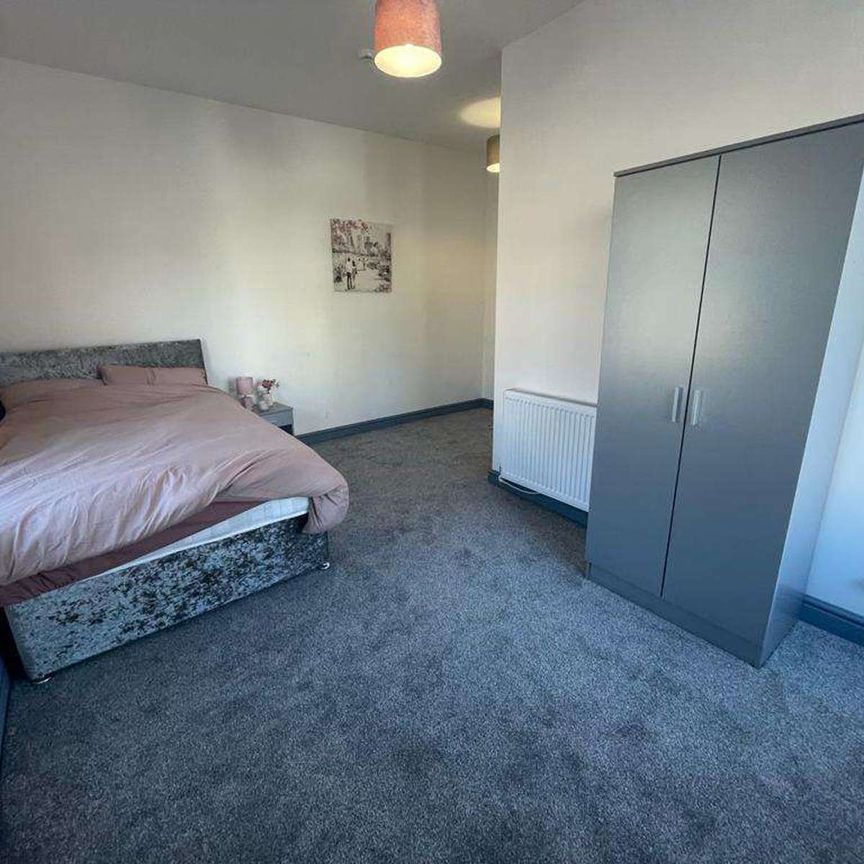😍 Professional House Share In Swinton 😍 Room 1 - Photo 1
