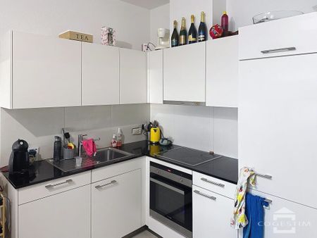 Dans un charmant immeuble à Etoy, studio dans les combles - Photo 2