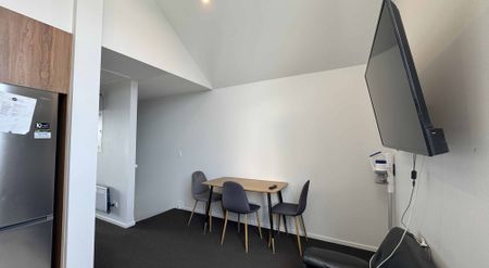 St. Albans, 2 bedrooms - Photo 2