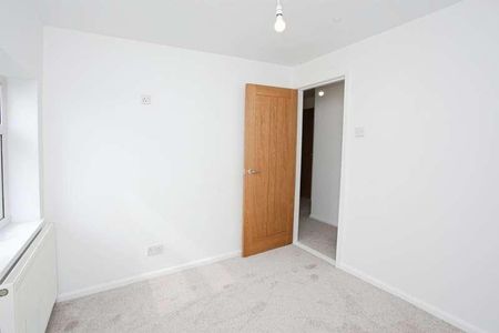 Bowleaze, Greenmeadow, Cwmbran, NP44 - Photo 3