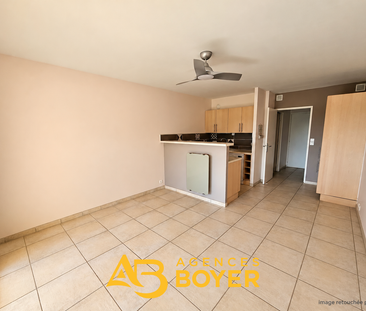 Location Appartement 1 pièce 28m² BANDOL 83150 - Photo 4