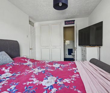3 Bedroom House to let - Photo 5
