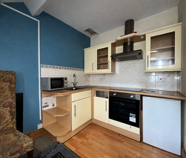 Studio to rent - Photo 3
