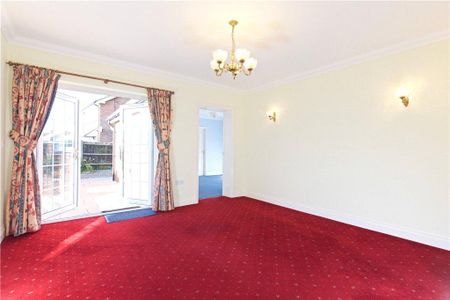 3 bedroom detached house to rent - Photo 2