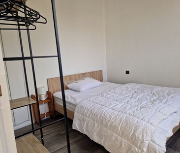 Location Appartement 2 pièces 28m² BORDEAUX 33000 - Photo 4