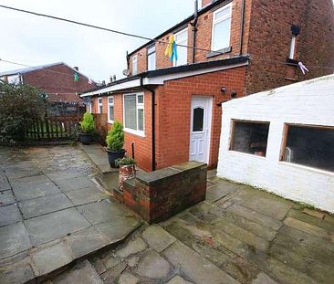 Grove Lane, Wigan, WN6 - Photo 3