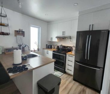 4 ½ à louer — Disponible le 1er juin - 1250 pieds - Photo 1