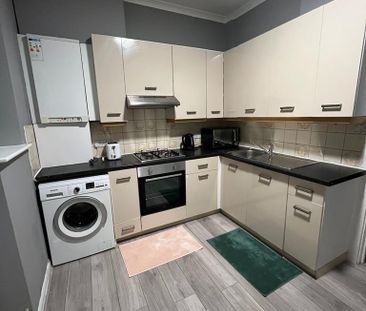 House share to rent - Photo 4