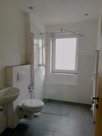 1-Zimmer-Wohnung mit Balkon und Einbauküche, sofort frei - Photo 3