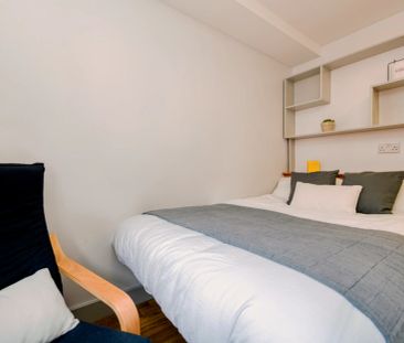 Standard Twodio - Photo 1