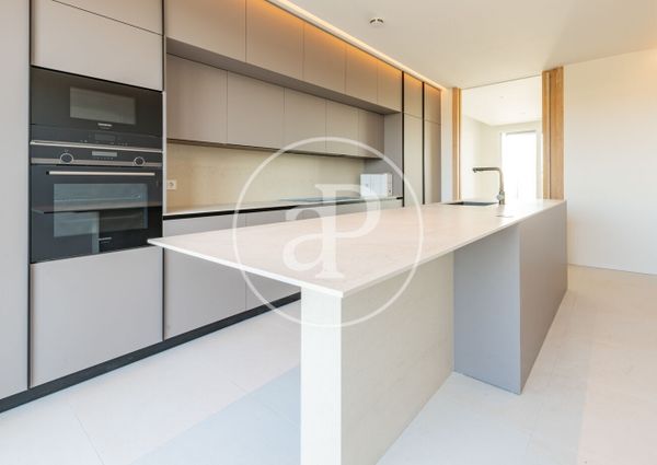 Triplex penthouse for rent in La Finca