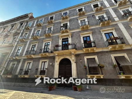 Appartamento di 55 m² con 1 locale a Catania - Photo 3