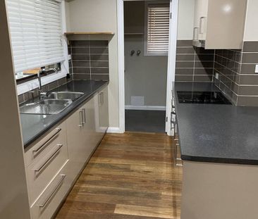 3 bedroom house for lease in Eastern Rd, Quakers Hill - Photo 4