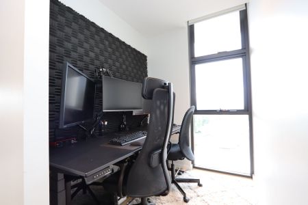 One Bedroom Apartment with Northly Asspect - Photo 3