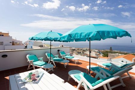 Luxury Villa for rent in Guía de Isora, Canary Islands - Photo 4