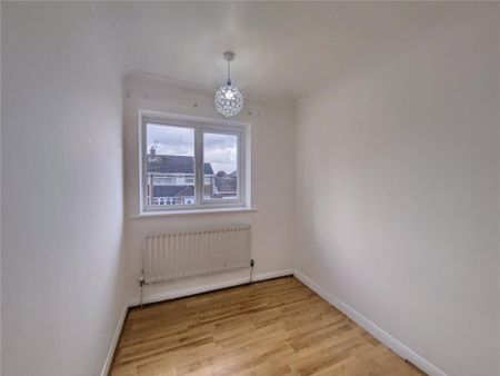 4 bedroom terraced house to rent - Photo 4