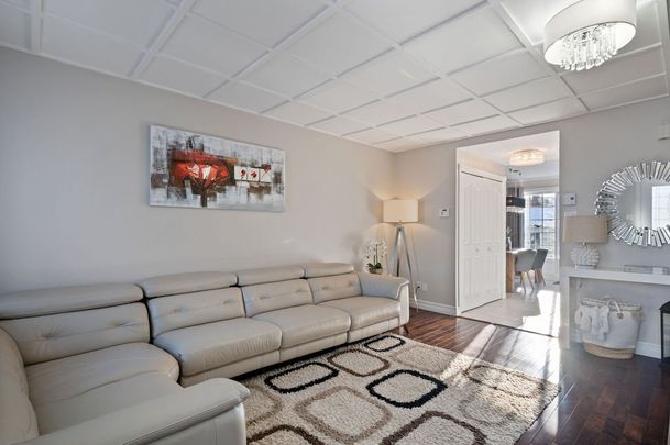 458 Rue Odette-Oligny, H7N 5Z8, H7N 5Z8, Laval - Photo 1