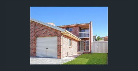 Spacious two bedroom townhouse in a quiet cul de sac. Complete with fully fenced yard and single garage with internal access. - Photo 5